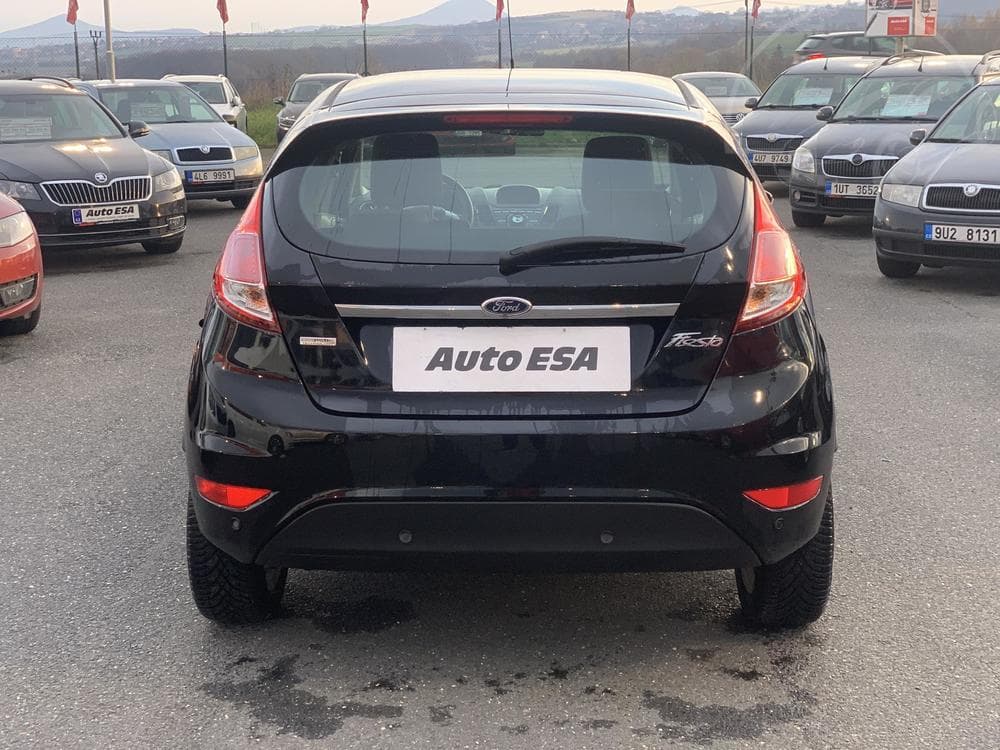 2012 Ford FIESTA - 5