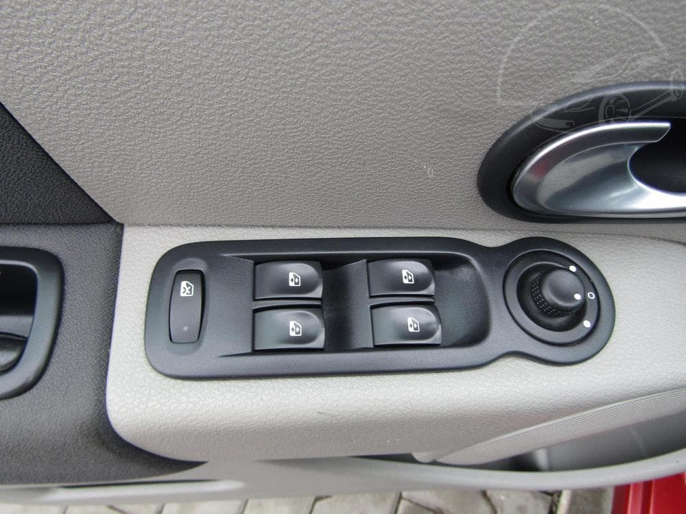 2005 Renault MODUS - 12
