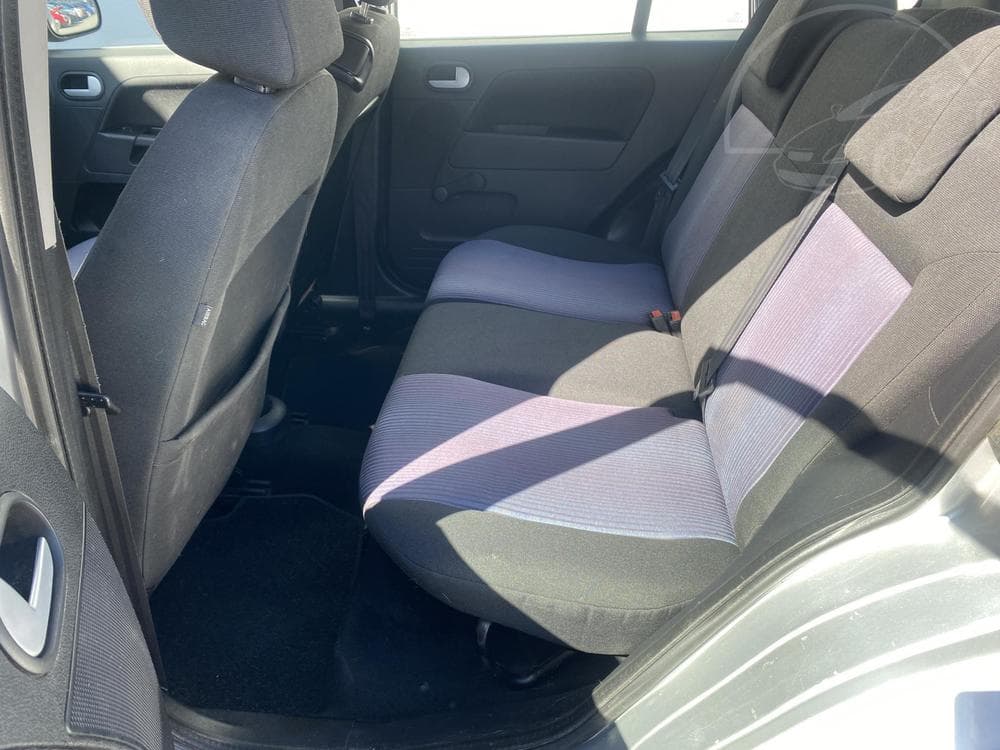 2009 Ford FUSION - 11