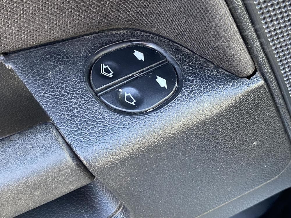 2009 Ford FUSION - 12