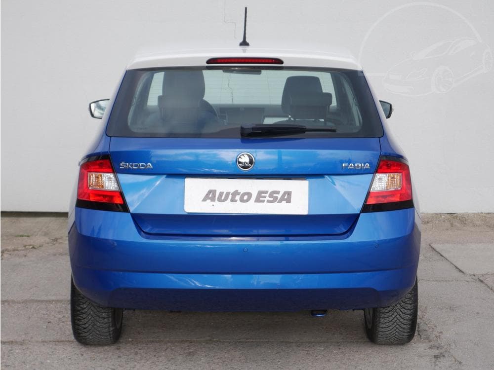 2015 Škoda FABIA - 8