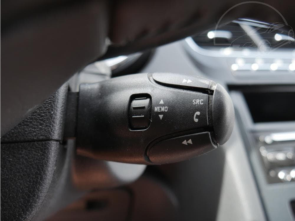 2014 Peugeot 5008 - 40
