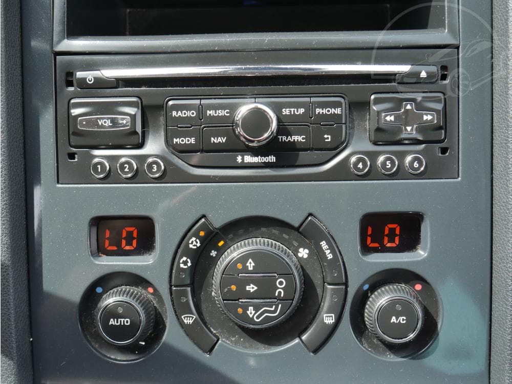 2014 Peugeot 5008 - 43