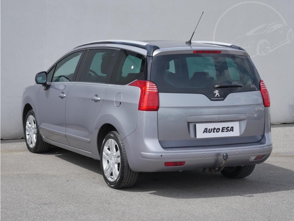 2014 Peugeot 5008 - 16