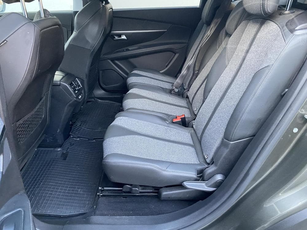 2020 Peugeot 5008 - 10