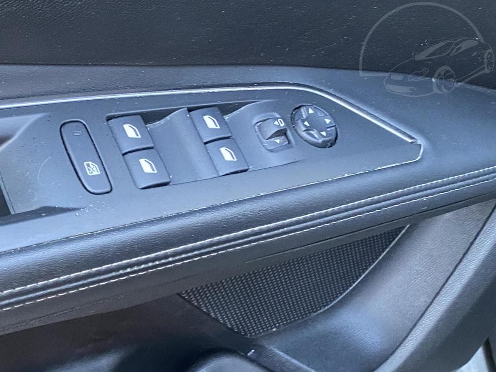 2020 Peugeot 5008 - 11