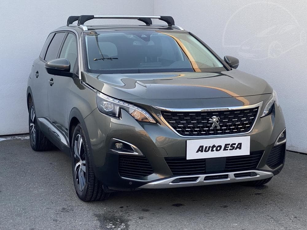 Peugeot 5008 1.5 HDi, ČR