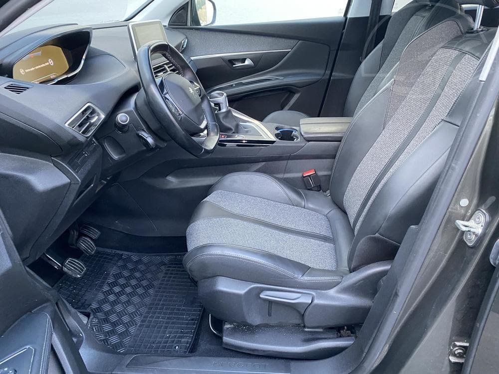 2020 Peugeot 5008 - 9