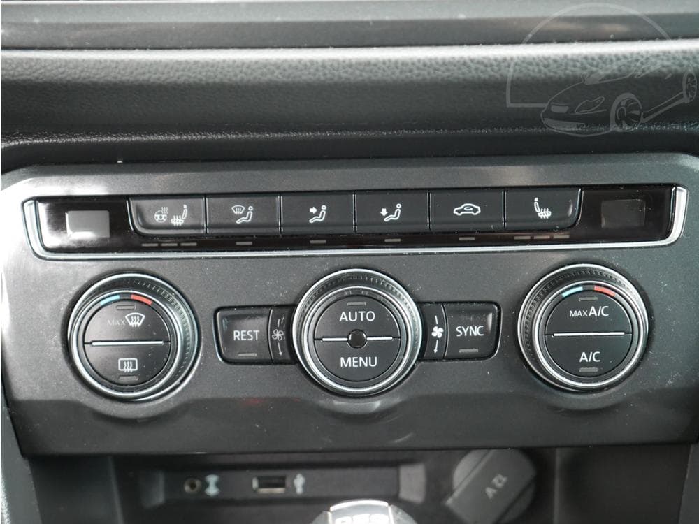 2018 Volkswagen TIGUAN - 57