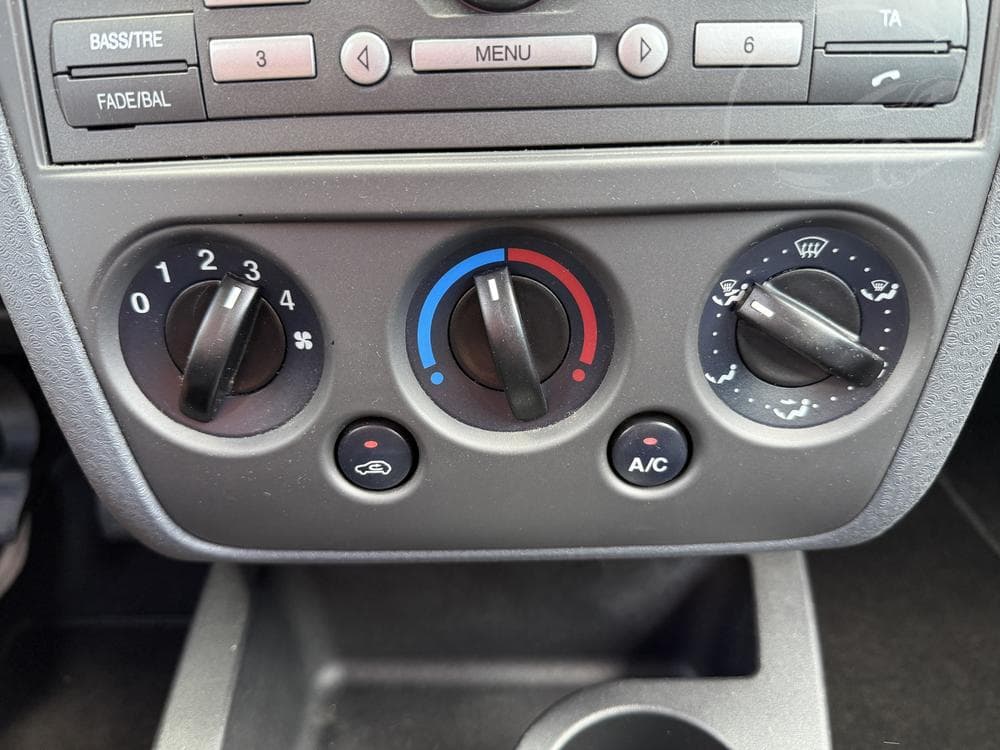 2010 Ford FUSION - 13