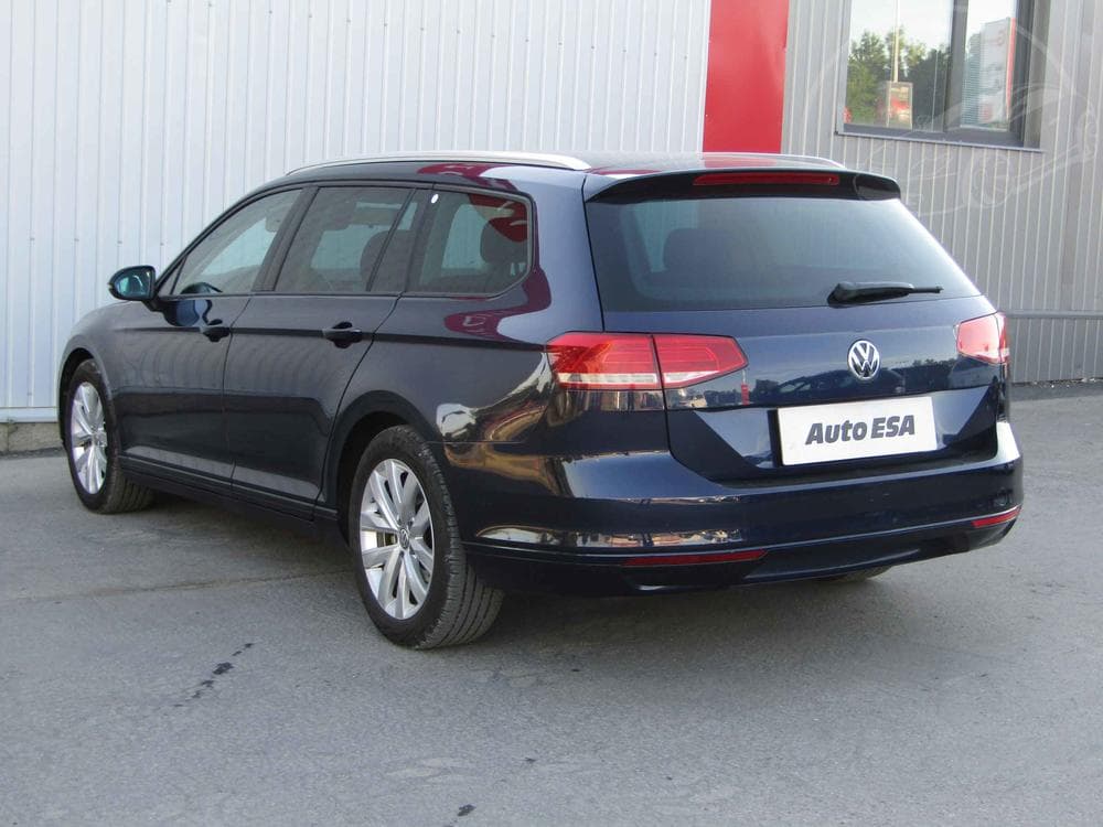 2015 Volkswagen PASSAT - 6