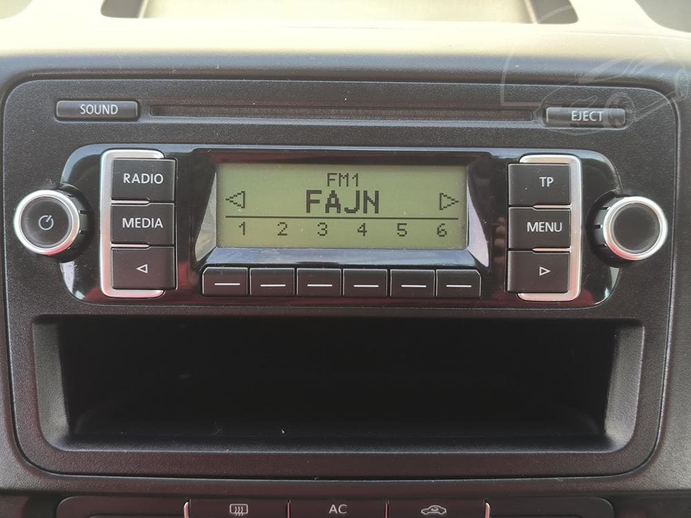 2010 Volkswagen Transporter - 12