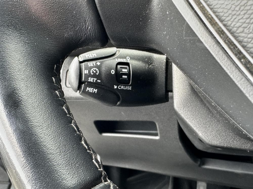 2019 Peugeot 5008 - 13