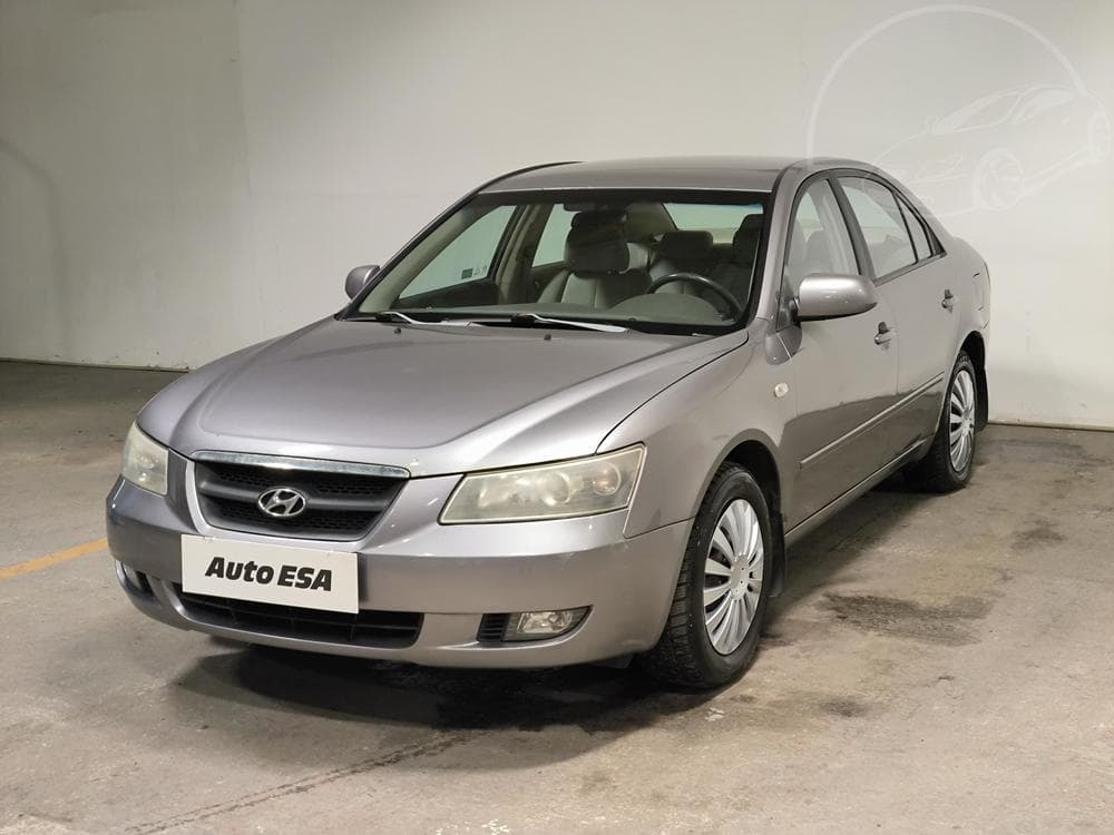 2009 Hyundai SONATA - 3