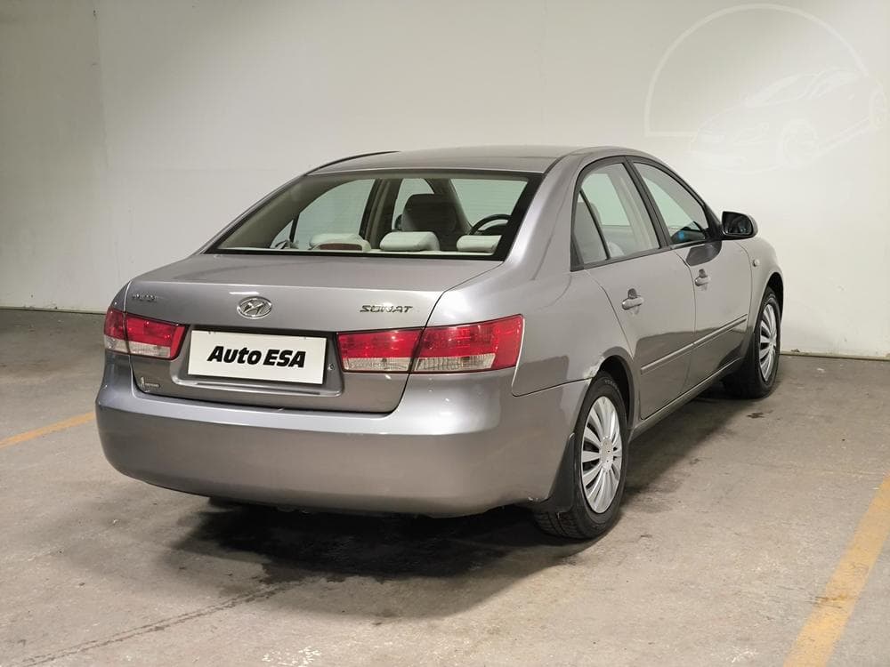 2009 Hyundai SONATA - 6