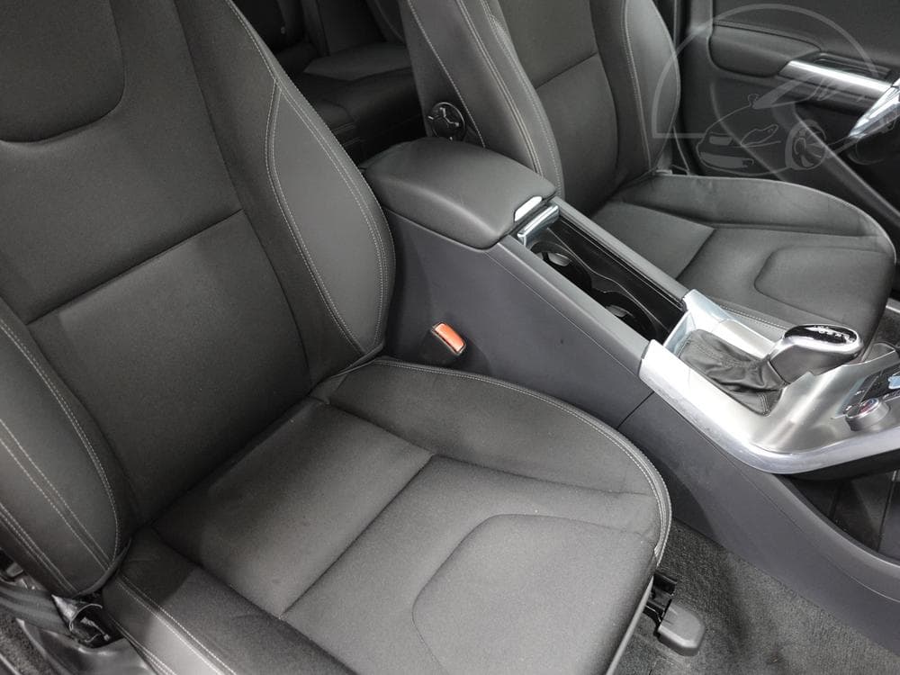 2014 Volvo V60 - 11