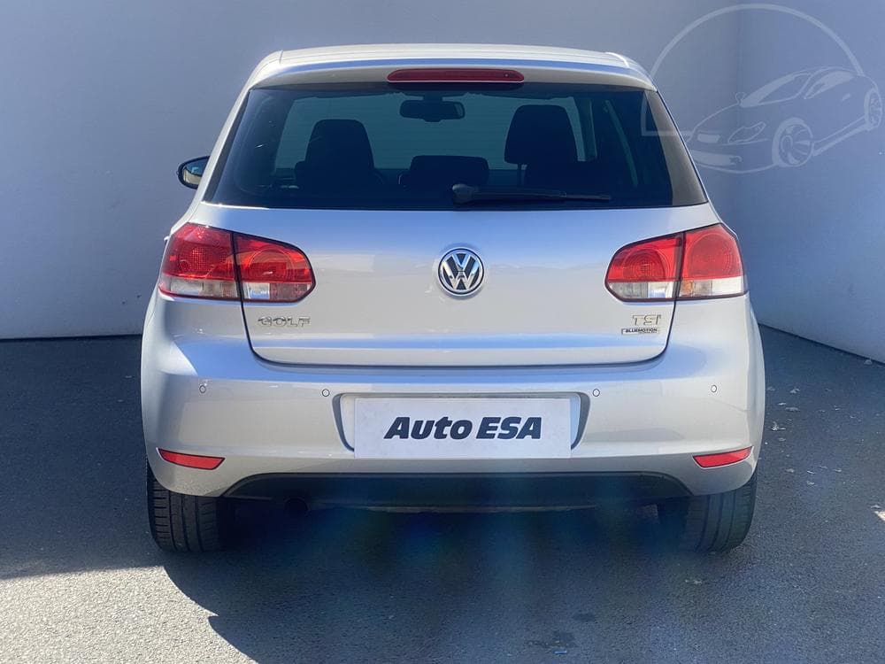 2011 Volkswagen GOLF - 9