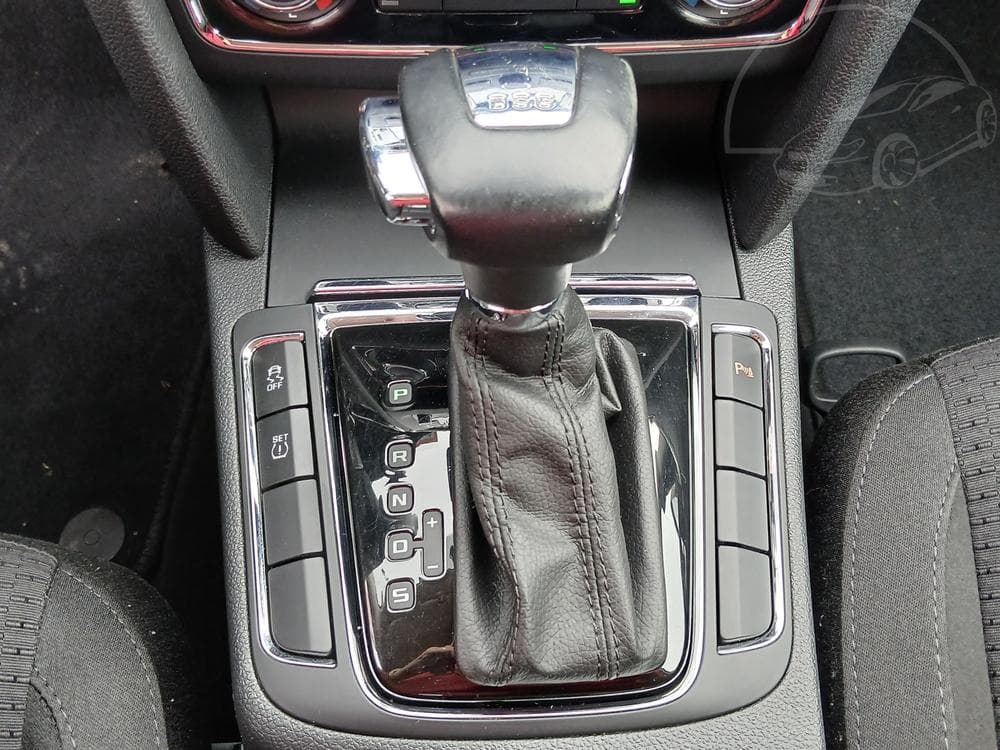 2011 Škoda SUPERB - 17