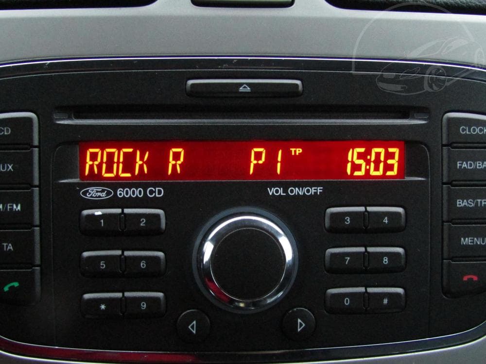 2010 Ford FOCUS - 13