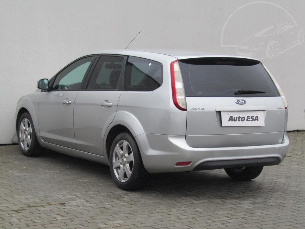 2010 Ford FOCUS - 6