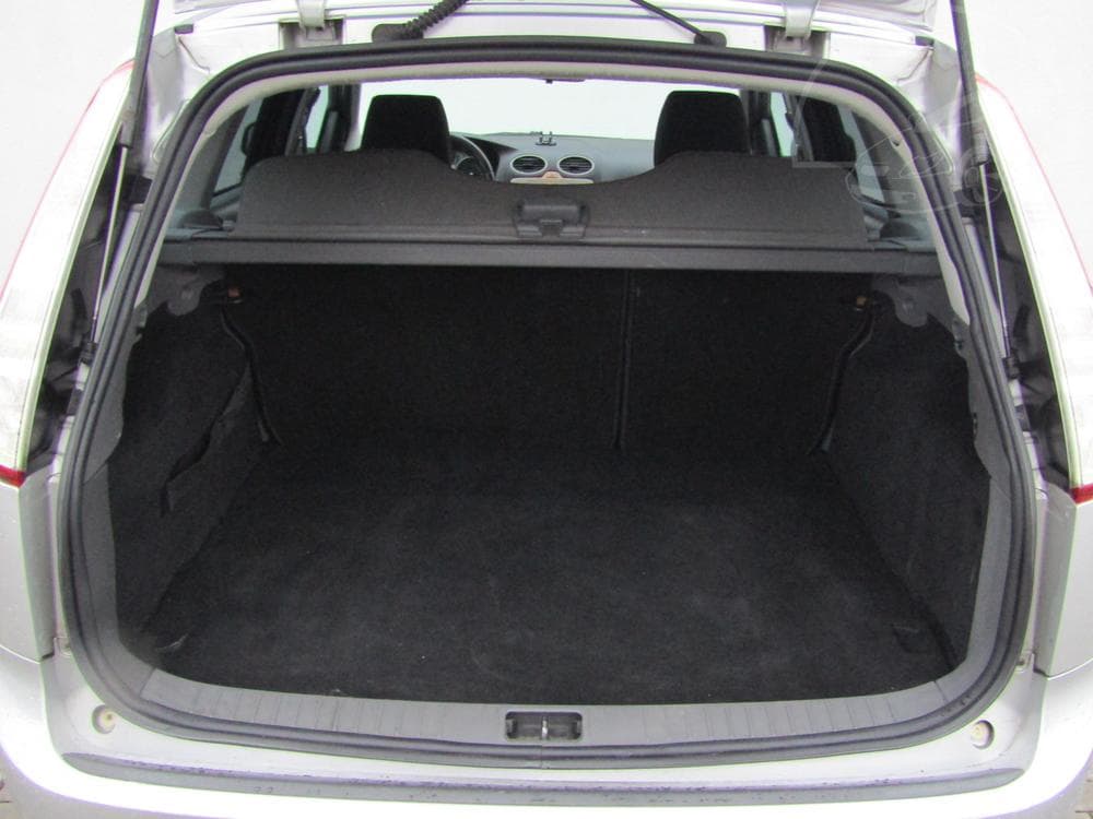 2010 Ford FOCUS - 7