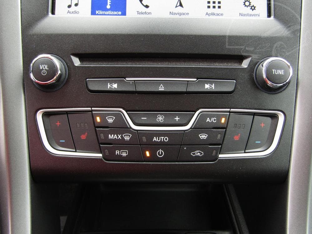 2019 Ford Mondeo - 14