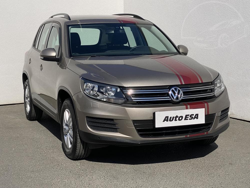 2012 Volkswagen TIGUAN