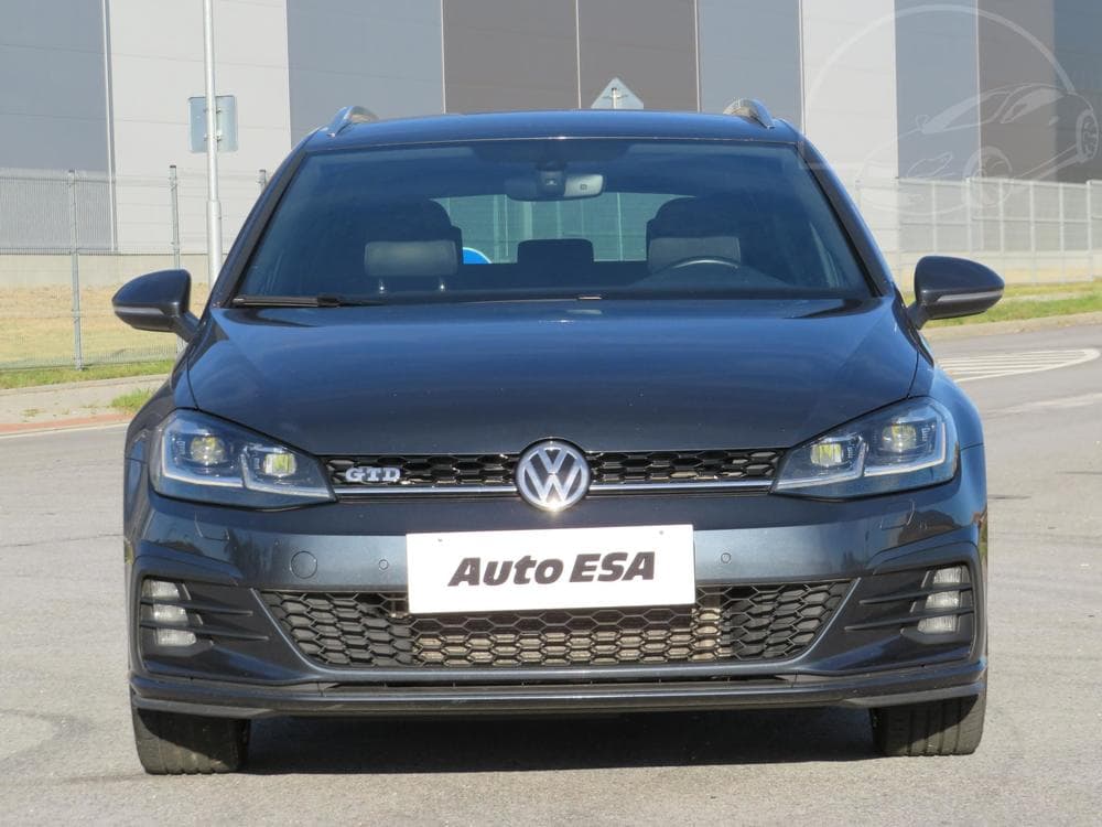 2017 Volkswagen Golf - 4