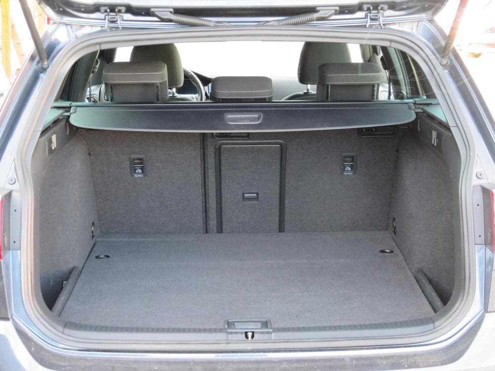 2017 Volkswagen Golf - 8