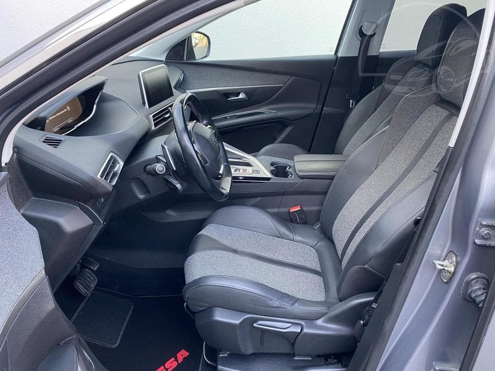 2019 Peugeot 3008 - 25