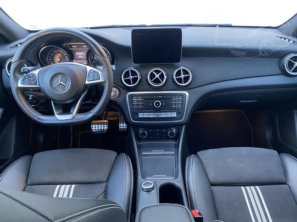 2017 Mercedes-Benz CLA - 29