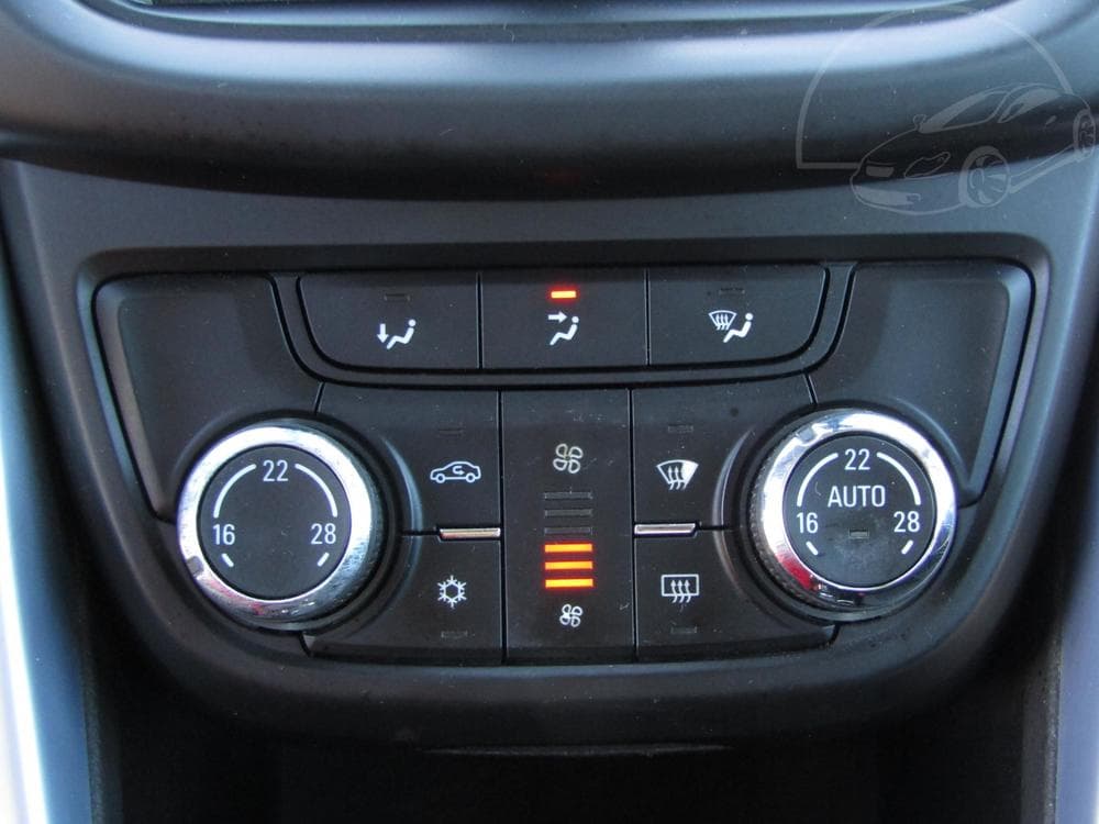 2015 Opel ZAFIRA - 61