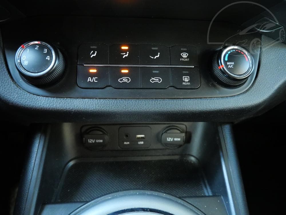 2015 Kia SPORTAGE - 19