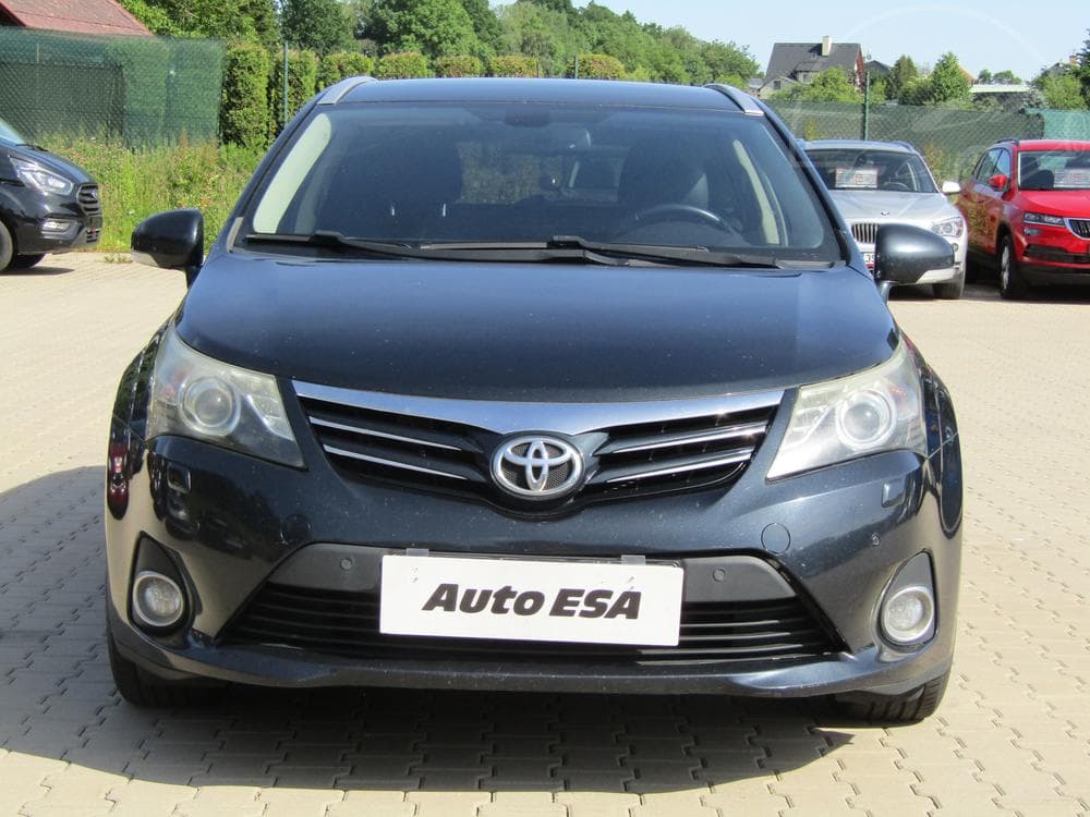 2013 Toyota AVENSIS - 2
