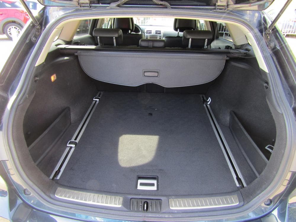 2013 Toyota AVENSIS - 7