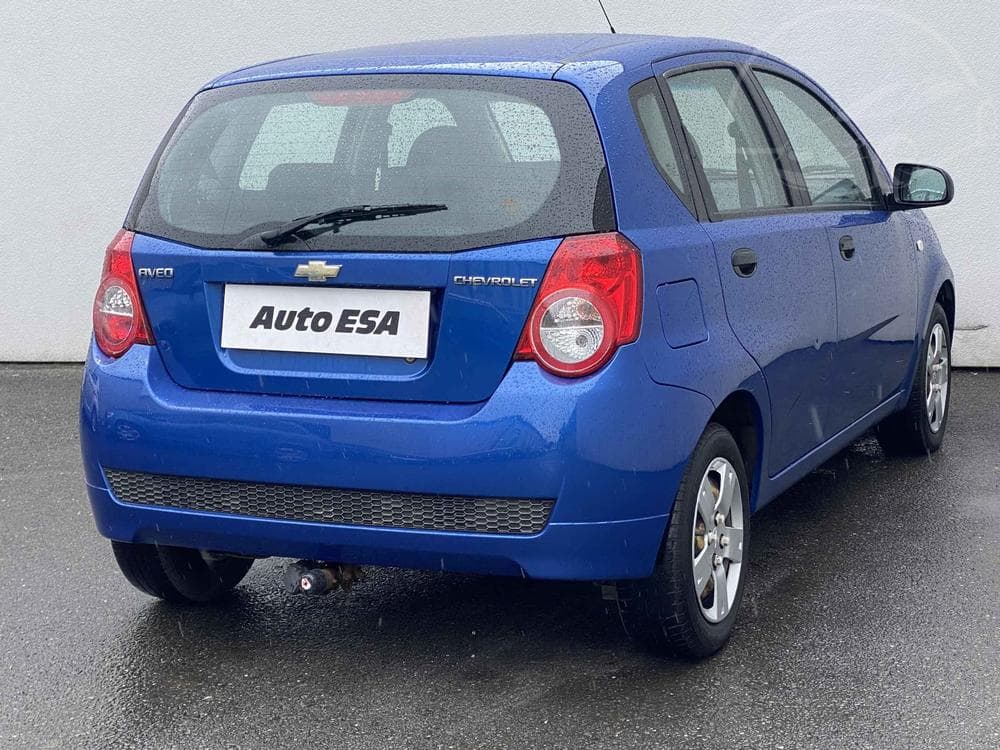 2011 Chevrolet AVEO - 4