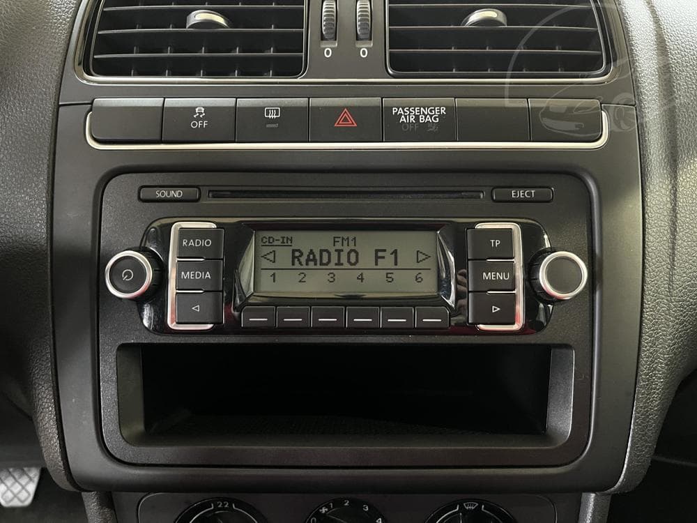 2010 Volkswagen POLO - 41