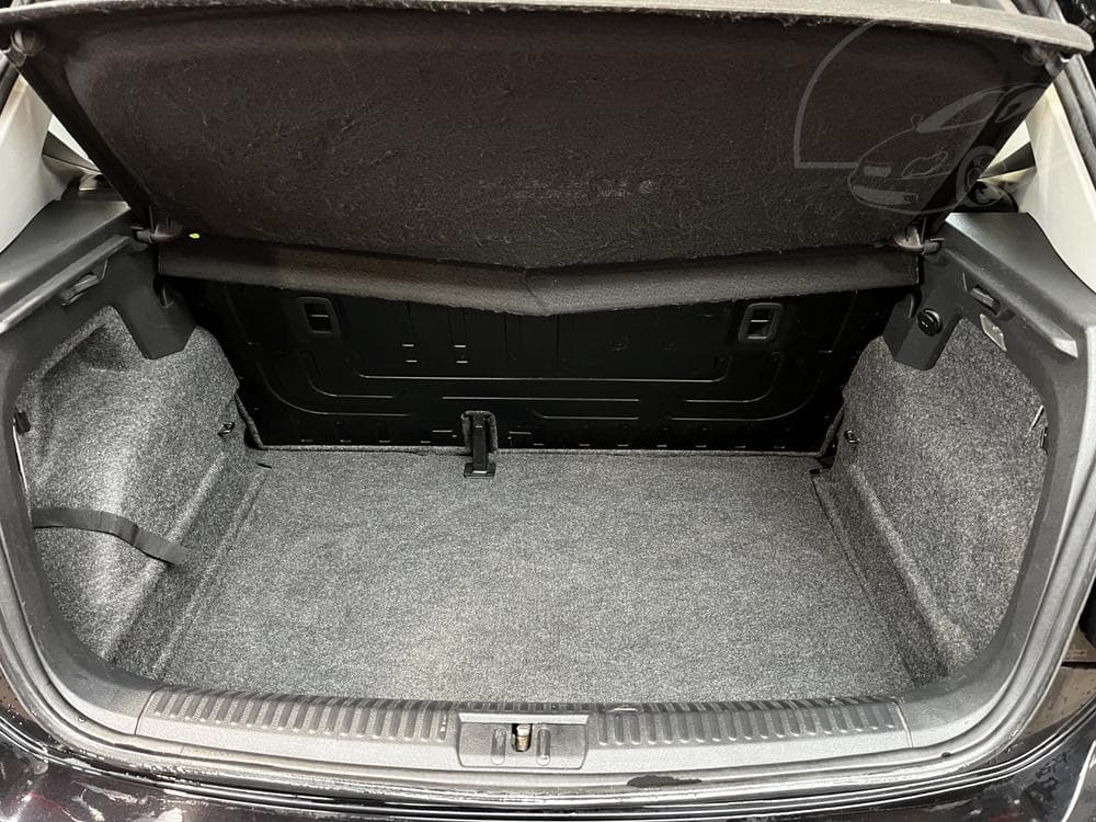 2010 Volkswagen POLO - 25
