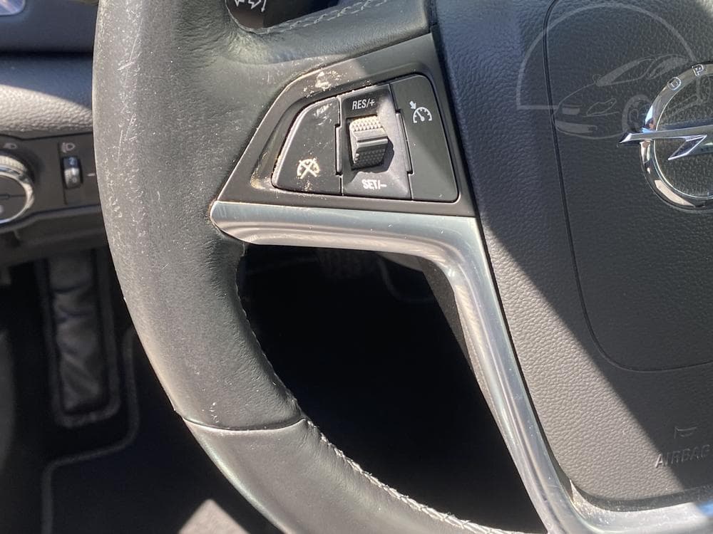 2010 Opel ASTRA - 25