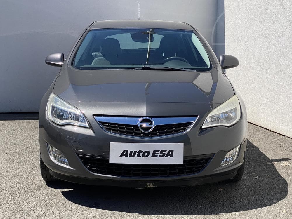 2010 Opel ASTRA - 3