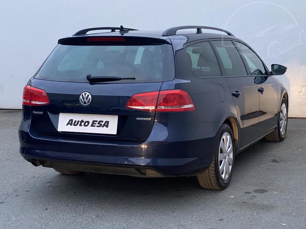 2014 Volkswagen PASSAT - 4