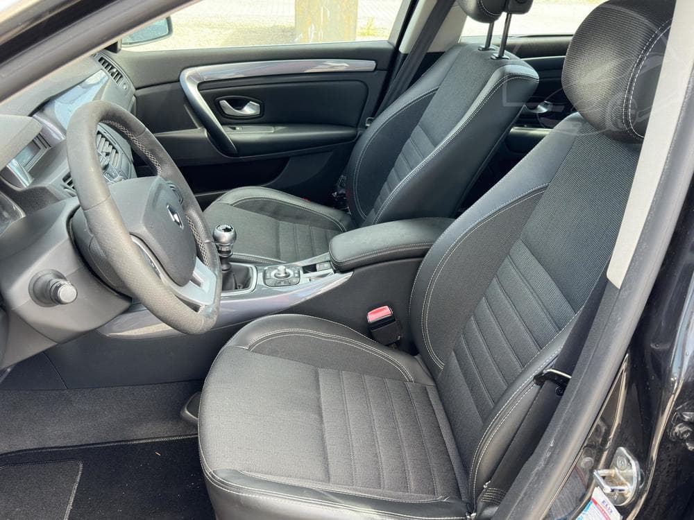 2010 Renault LAGUNA - 33
