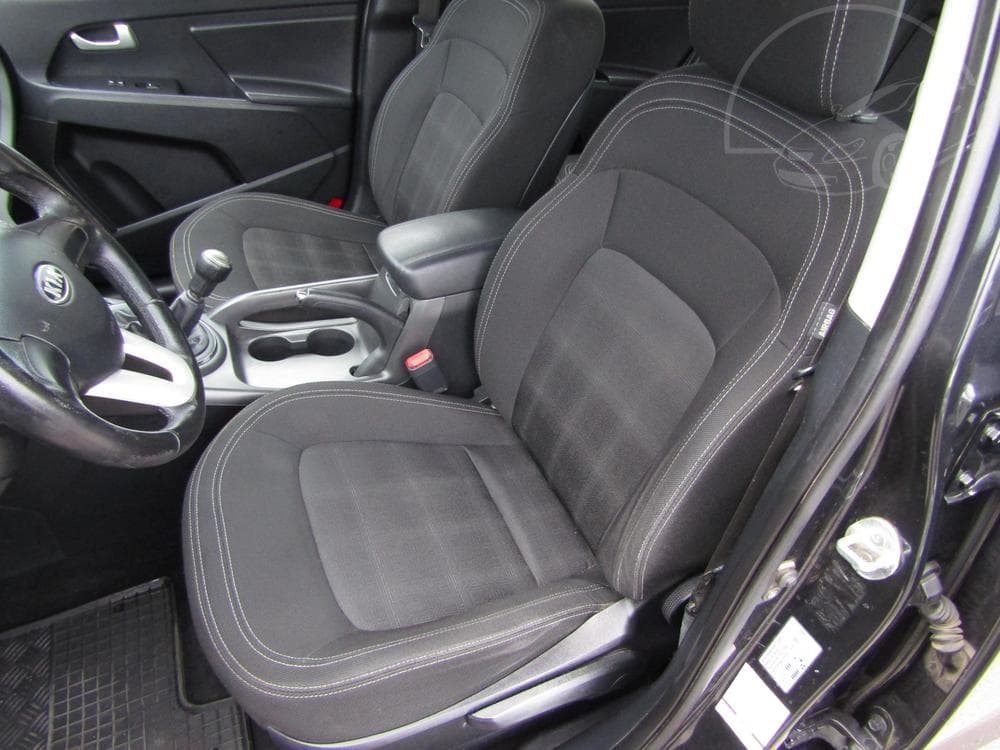 2010 Kia SPORTAGE - 11