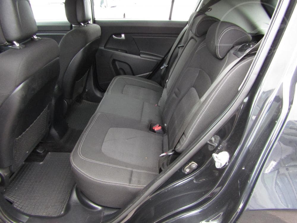 2010 Kia SPORTAGE - 12