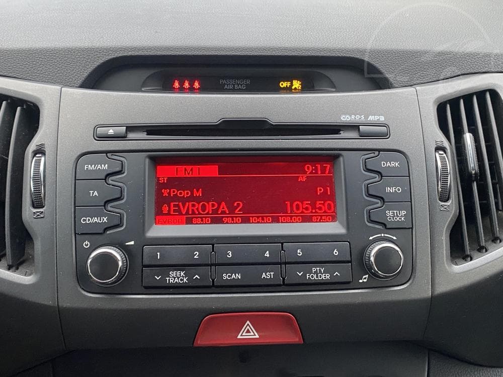 2010 Kia SPORTAGE - 17