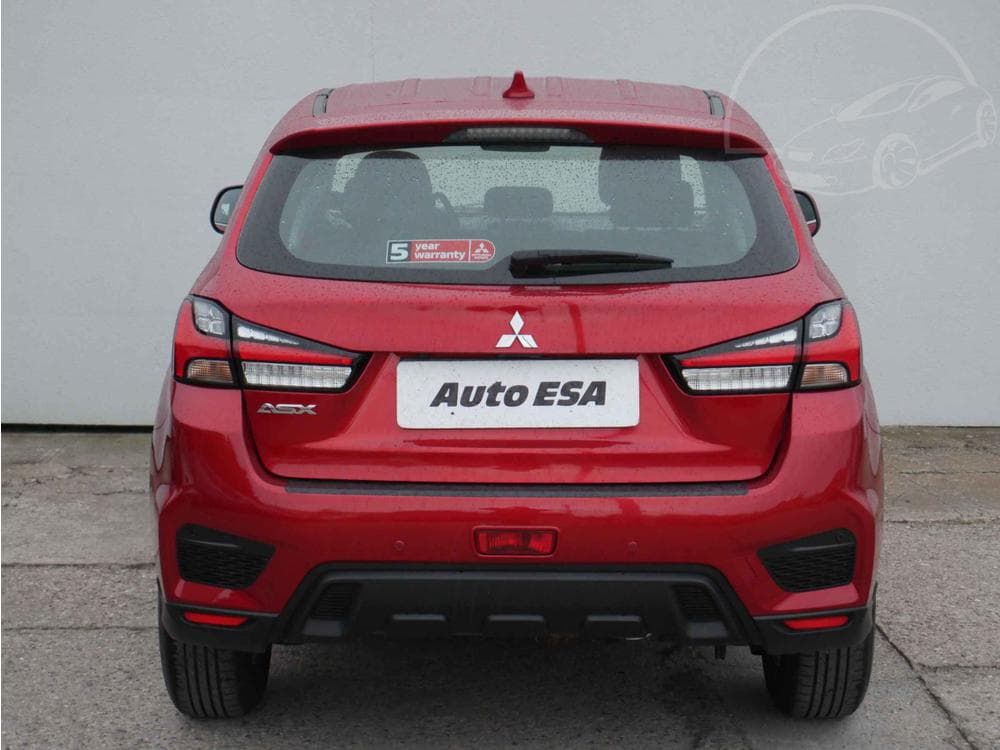2021 Mitsubishi ASX - 5