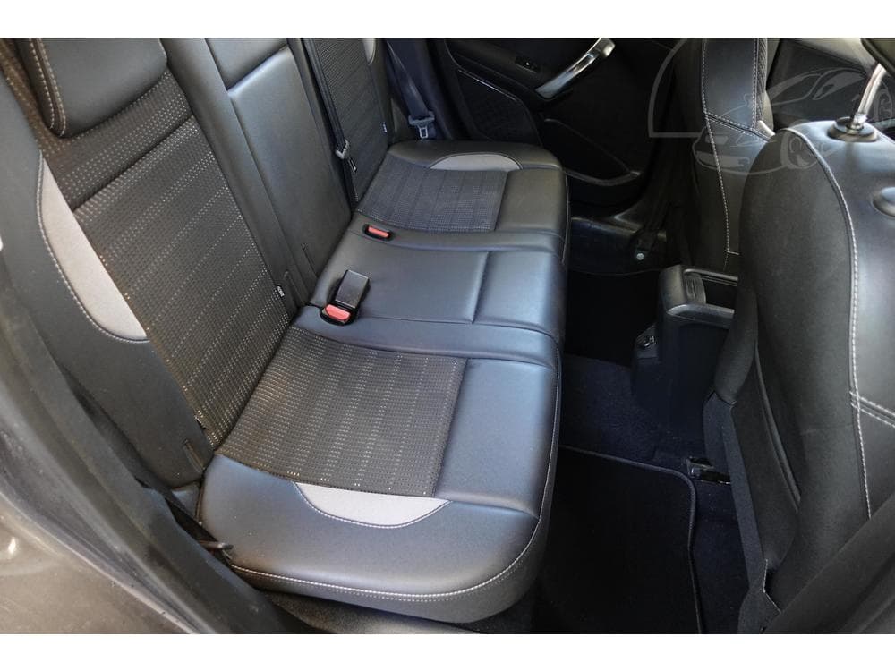 2017 Peugeot 2008 - 13