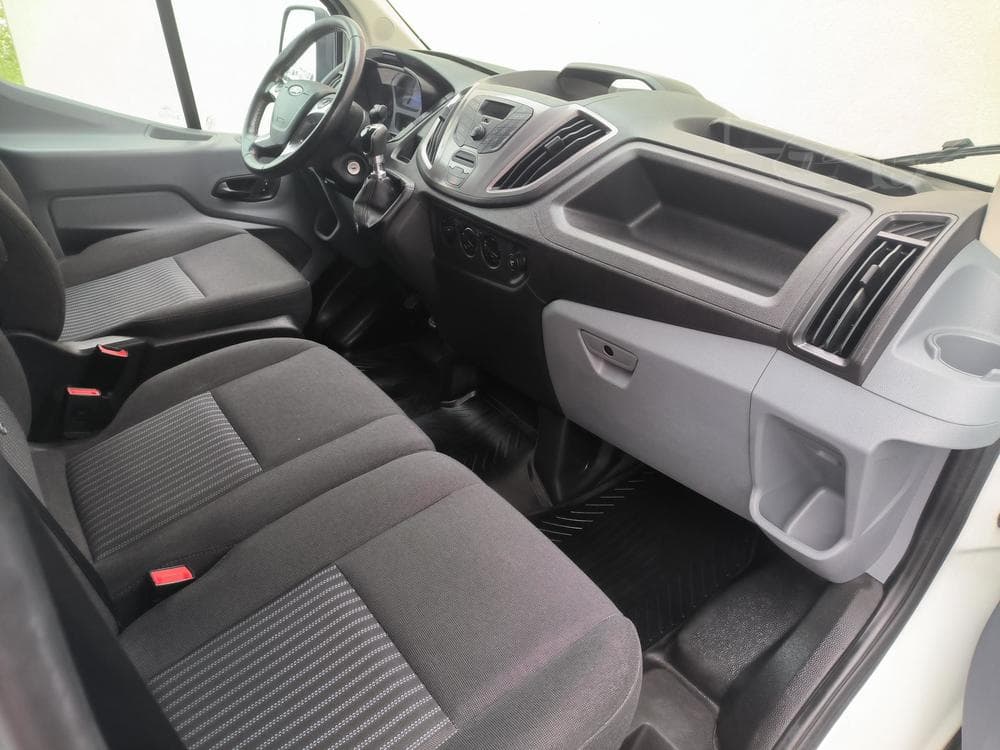 2018 Ford Transit - 12