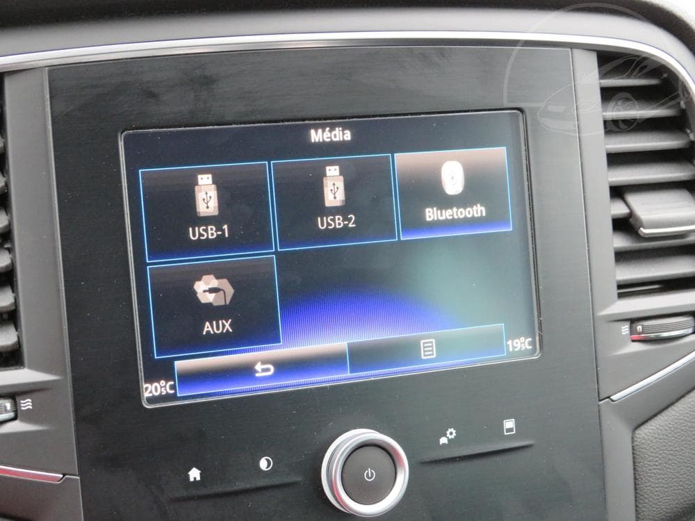 2017 Renault Megane - 18