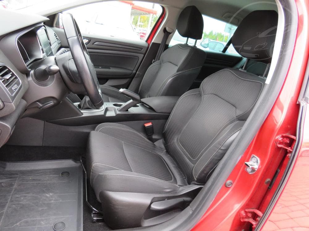 2017 Renault Megane - 9